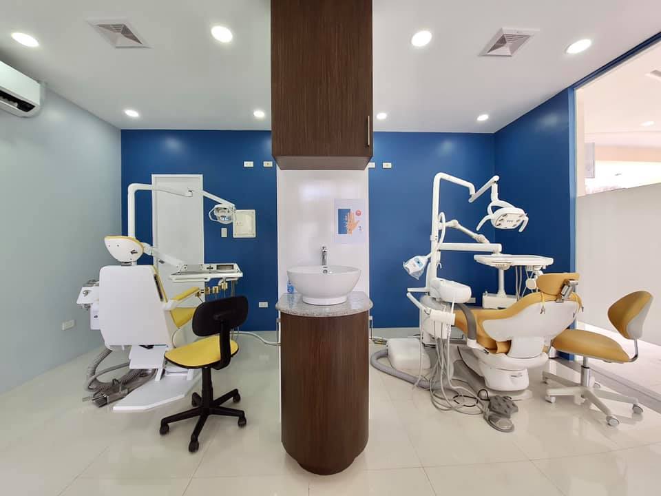 Arzaga Dental Clinic gallery