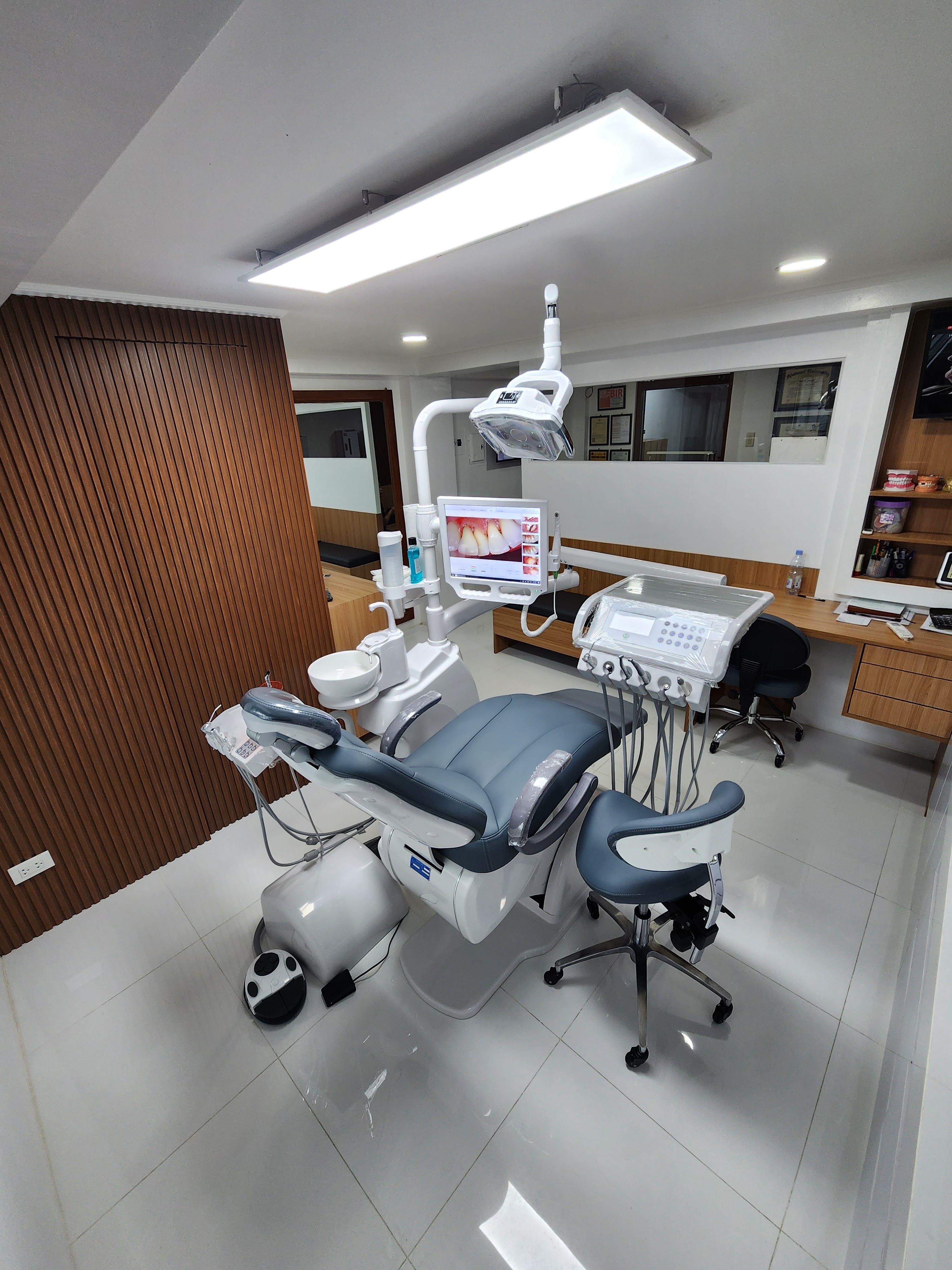 Faminial Dental Clinic - Naga City gallery