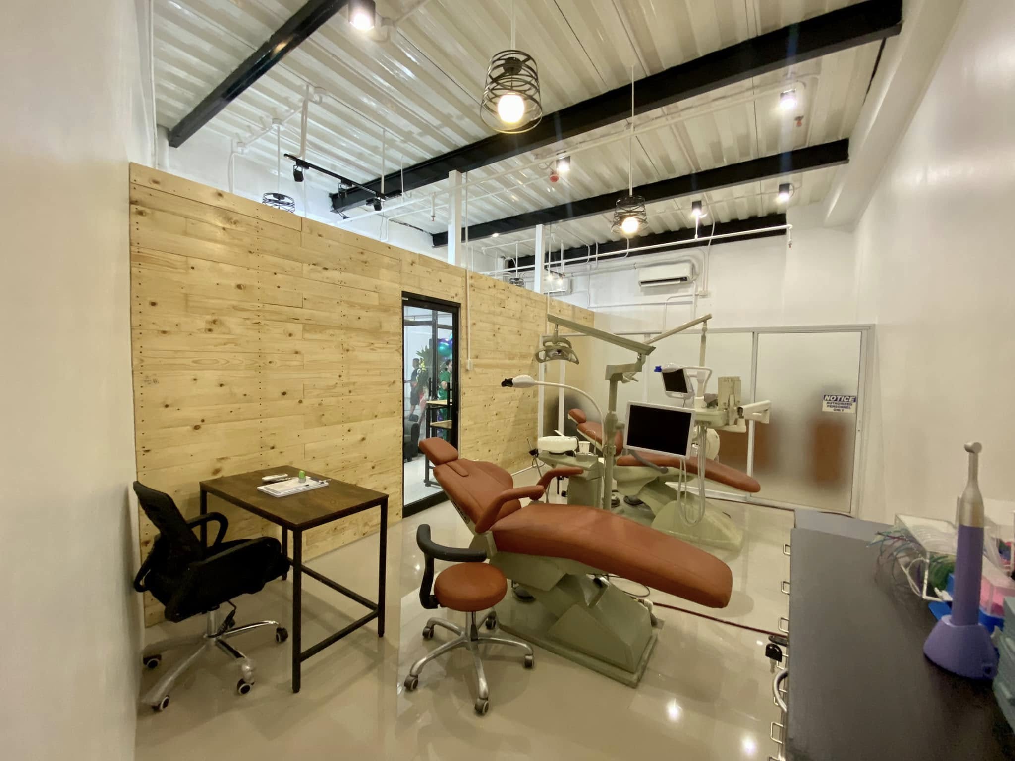 LVT Ferrer Orthodental gallery