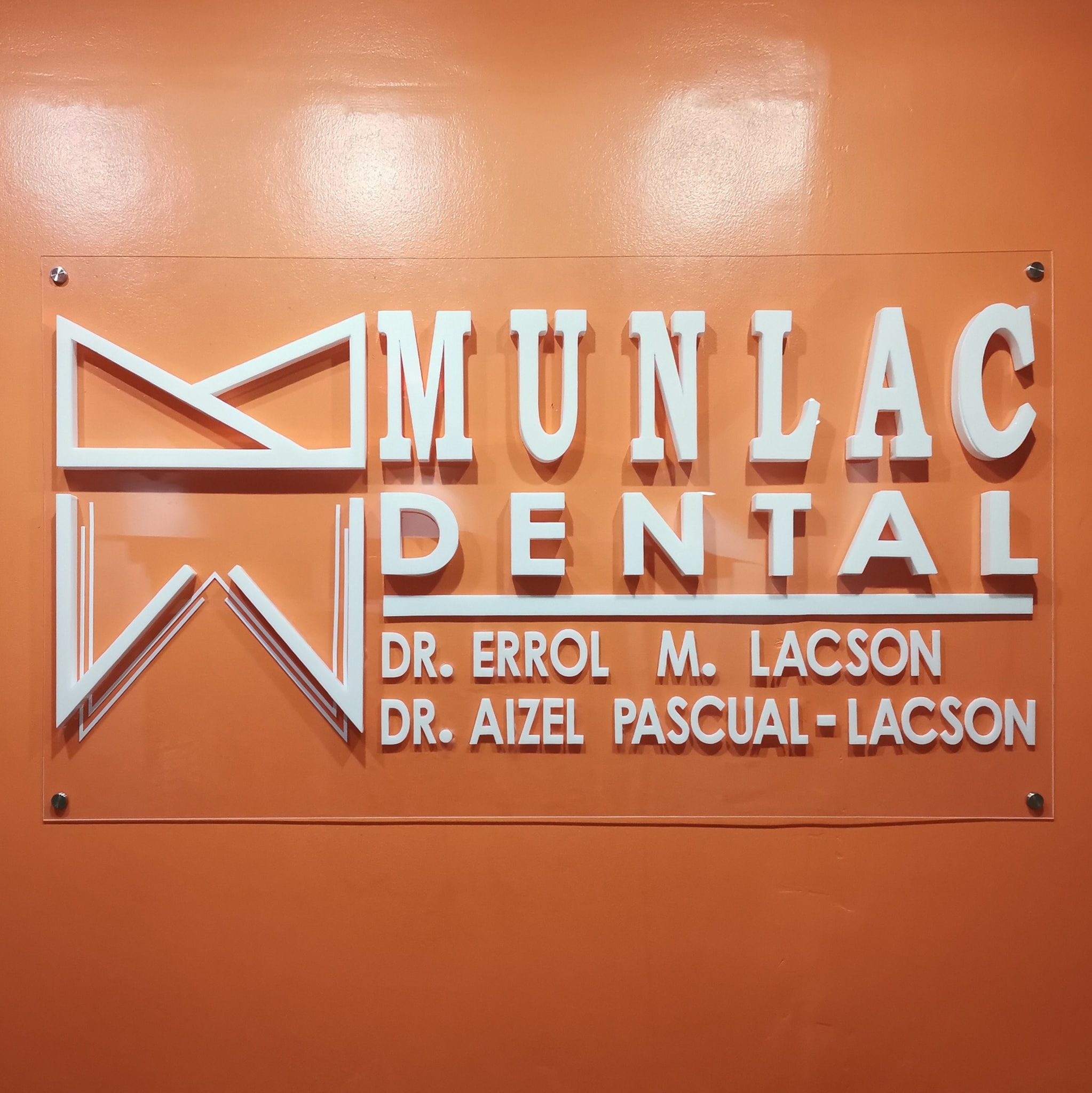 Mun- Lac Dental Clinic gallery