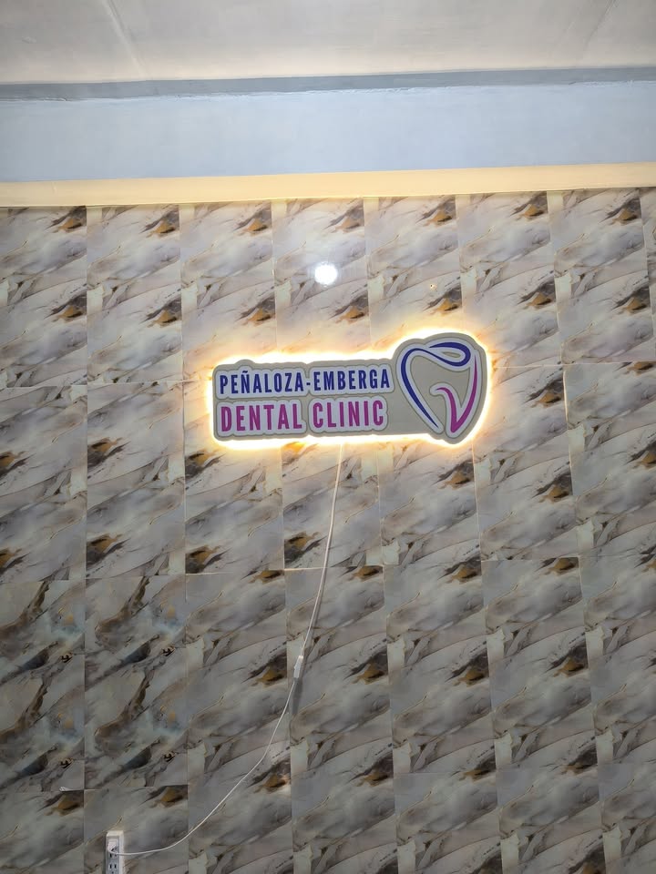 Peñaloza Emberga Dental Clinic gallery